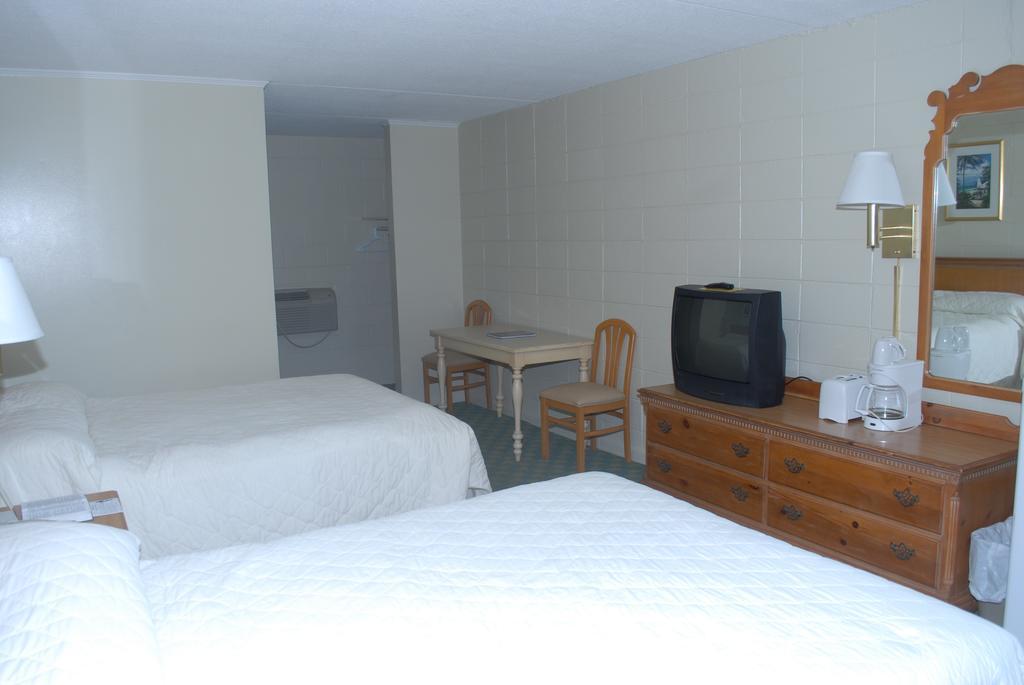 Admiral Motor Inn Мертл-Біч Екстер'єр фото