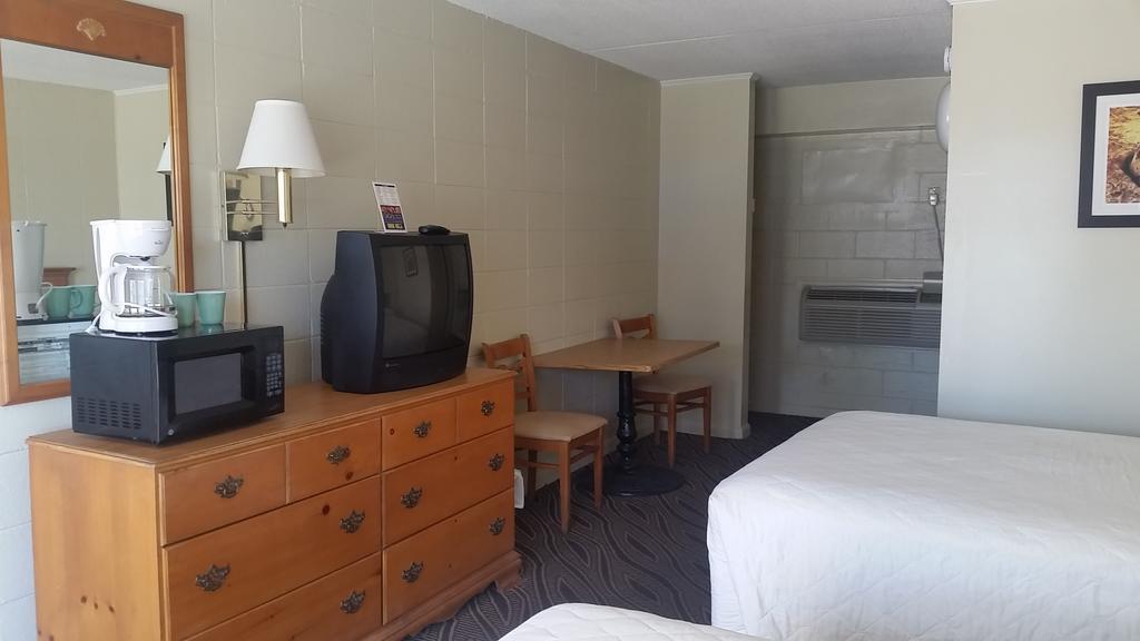 Admiral Motor Inn Мертл-Біч Екстер'єр фото