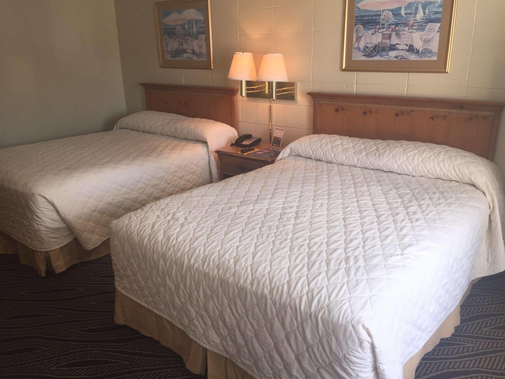 Admiral Motor Inn Мертл-Біч Екстер'єр фото