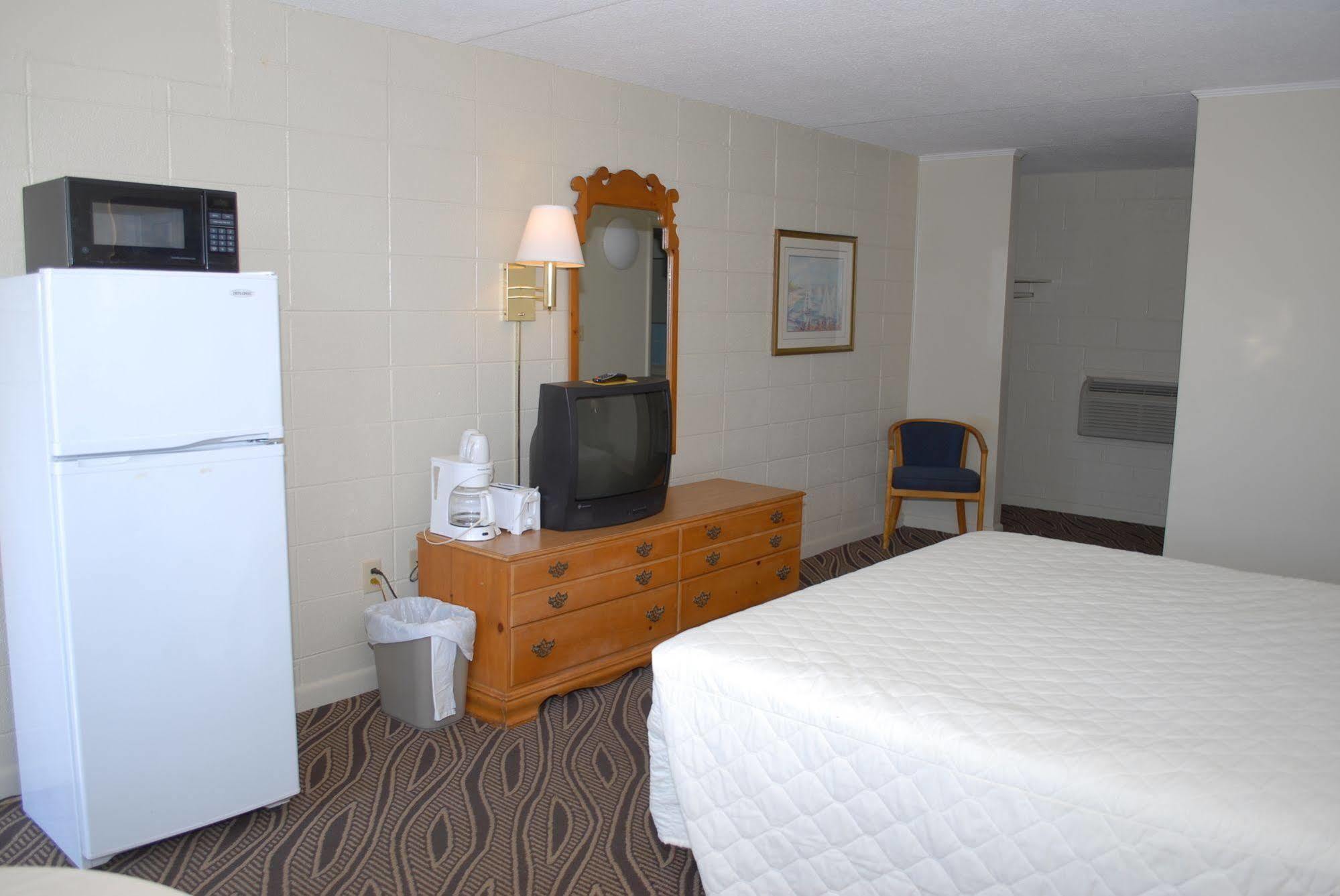 Admiral Motor Inn Мертл-Біч Екстер'єр фото